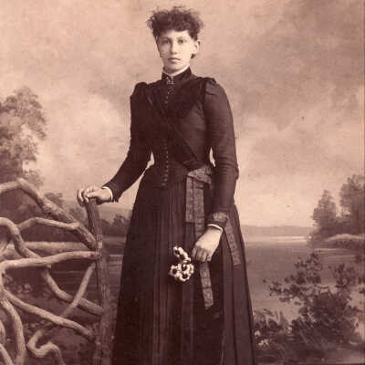 Huffman-Carpenter Album, Page 21 - Bertha (Orndoff) Huffman [1869-1920]