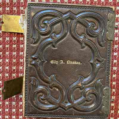 Eleanor (Morris) Linskea Album