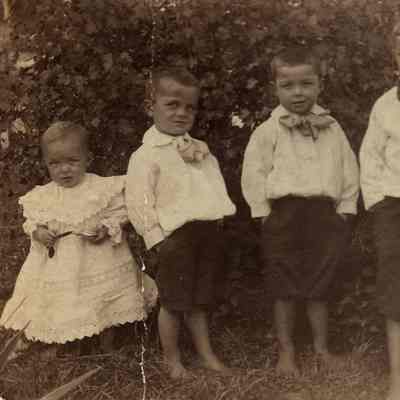 Mark Headlee and Ethel (Rose) Headlee family