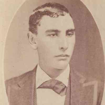 Eleanor (Morris) Linskea Album, Photo 06