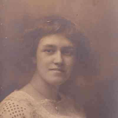 Gail Scott [1894-1976], Waynesburg College, Class of 1917