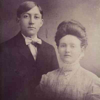 Dennis Floyd Cowell and his wife, Haddie Luella (Keener) Cowell