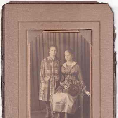 Helen (Morris) Gordon [1906-1997] and Mary Margaret (Morris) Scott [1901-1982]: See WEB LINKS to DOWNLOAD high-resolution image.