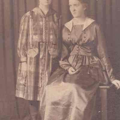 Helen (Morris) Gordon [1906-1997] and Mary Margaret (Morris) Scott [1901-1982]