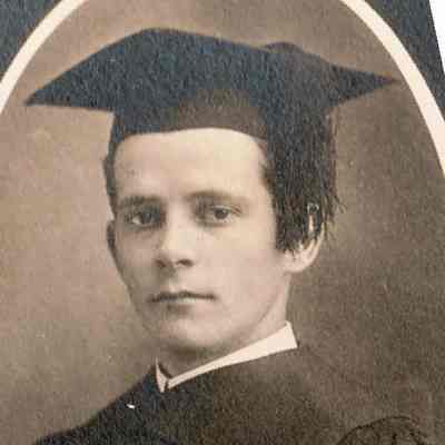 Lloyd Edwin Pollock, Waynesburg College, Class of 1909