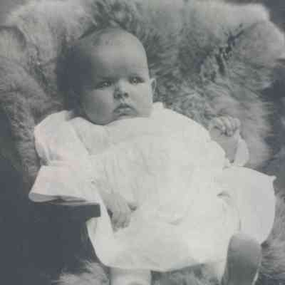 Helen Mae (Miklic) Heitzer, age 5 months