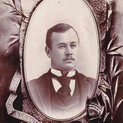 Vance-McFarland Album 02, Photo 04 - Jeremiah Ellsworth "Jerry" Debolt [1869-1948]