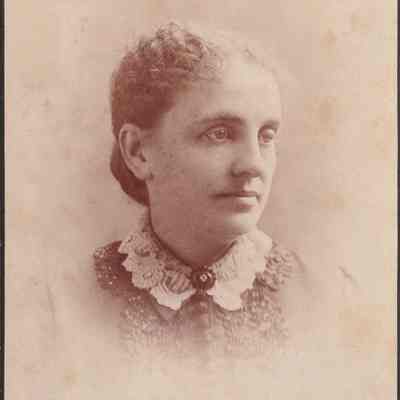 Phelan-Walker Album, Photo 01 - Caroline Margaret "Carrie" (Watson) Fleming [1844-1931]: See WEB LINKS to DOWNLOAD high-resolution image.