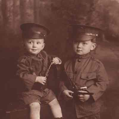 Sellers Burdette Carpenter [1917-2005] and Charles Leslie Carpenter [1915-1981]