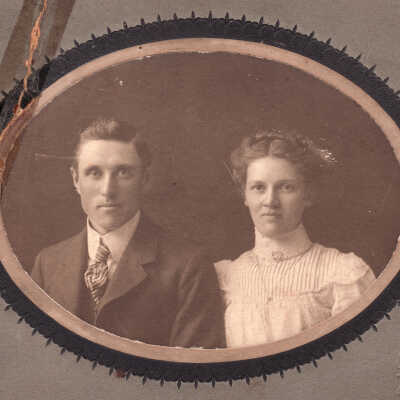James William Shaw [1876-1948] and Etta Ann (Swart) Shaw [1878-1966]