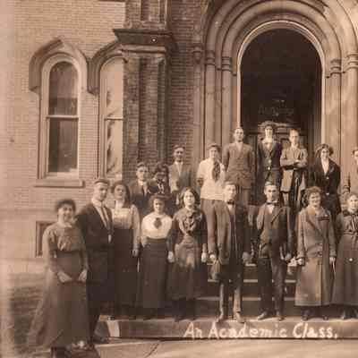 Waynesburg College students, circa 1917