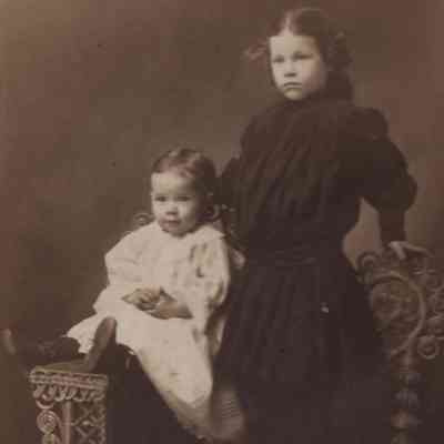 Margaret (Buchanan) Owen and Mary Isabelle "Mollie" (Buchanan) Clark