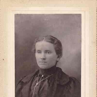 Elizabeth (Davis) (Rex) Morris [1879-1980]: See WEB LINKS to DOWNLOAD high-resolution image.