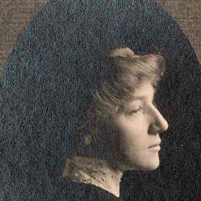 Believed to be Minnie (Phillips) Kuhn [1890-1960], Waynesburg College, Class of 1913