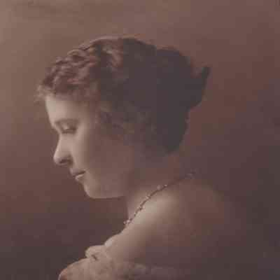 Helen (Denny) Howard [1896-1981]