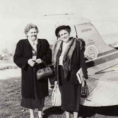 Dorothy Simpson (Minor) Cary [1894-1969] [Right]