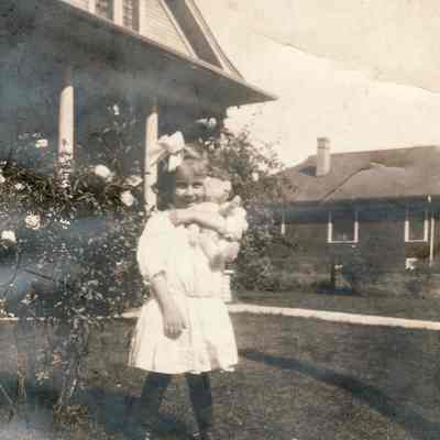 Dr. Dorothy Hewitt [1902-1986]