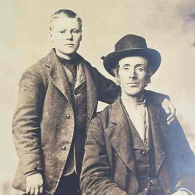 Michael Crow [1818-1908] with his son Wylie Lee Crow [1867-1945]