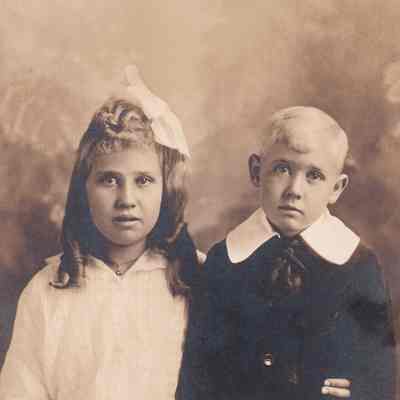 Pearl Maurine Vance [1907-1999] and Glenn Elmo Vance [1912-2002]