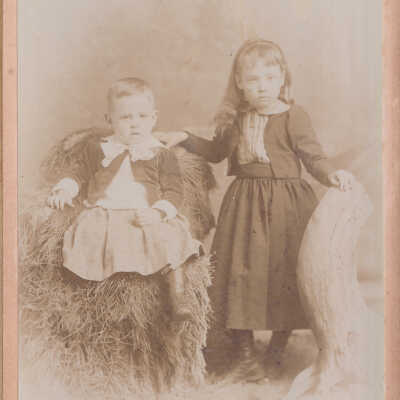 Ammons-Moredock Album 02, Photo 21 - [Left-Right]: George R. Moredock [1889-1931] and Elizabeth Moredock [1887-1912]