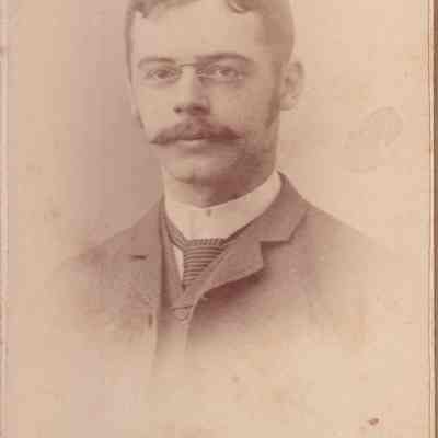 Phelan-Walker Album, Photo 46 - Andrew Harold Miller [1862-1902]: See WEB LINKS to DOWNLOAD high-resolution image.