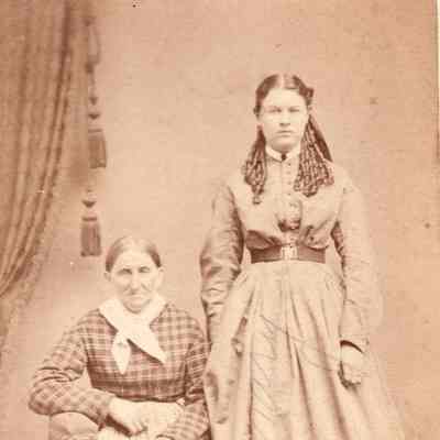 Grable-McGinnis Album, Photo 06 - Elizabeth (McGinnis) Zimmers and her daughter Mary Zimmers