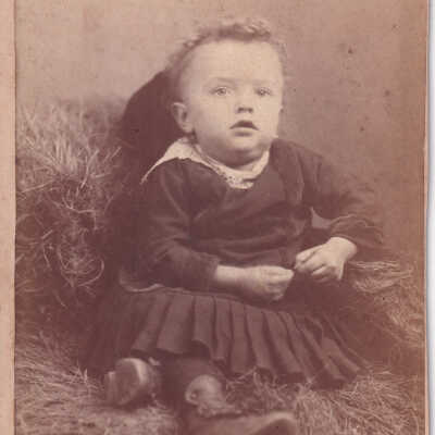 Kline-Moredock Album 01, Photo 19 - Handwritten inscription on image reads, "Ed. Kline"