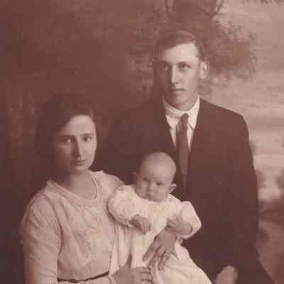 Marshall Albert McCann [1895-1956] and Mary (Vance) McCann [1898-1987] family
