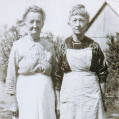 Wimpie Jane (Herod) Walker and Lois Ann (Herod) Walker