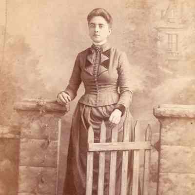 Millikin-Simpson Album, Photo 32
