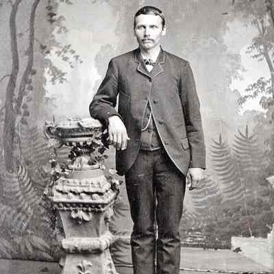 Vance-McFarland Album 03, Photo 10 - Josiah Vance [1858-1889]
