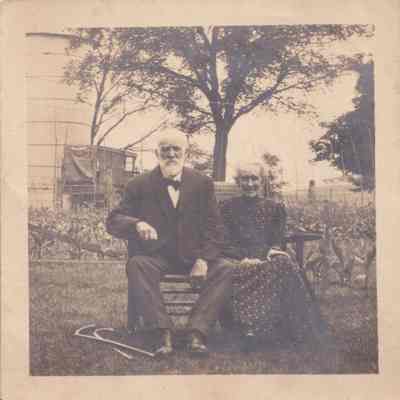 Jonathan Morris Morris [1832-1915] and Charlotte (Rinehart) Morris [1834-1916]: See WEB LINKS to DOWNLOAD high-resolution image.