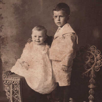 William Harvey Pratt and Elizabeth (Montgomery) Pratt family