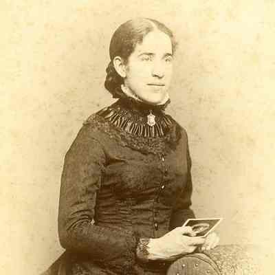 Mitchener Album 01, Photo 01 - Mary Walton (Hathaway) McGinnis [1860-1928]