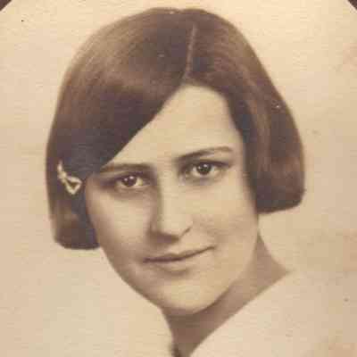 Elizabeth Faddis, Waynesburg High School, Class of 1925