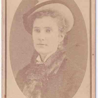 Pauley-Thompson Album, Photo 08 - Caroline (Helphenstine) McKahan: See WEB LINKS to DOWNLOAD high-resolution image.