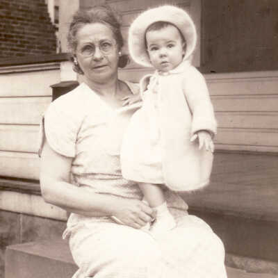 Lillian Frances (Supler) Swart [1886-1969] with unknown child