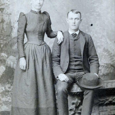 Ammons-Moredock Album 02, Photo 04 - John Milton Ammons [1863-1944] and Minerva (Moredock) Ammons [1871-1966]