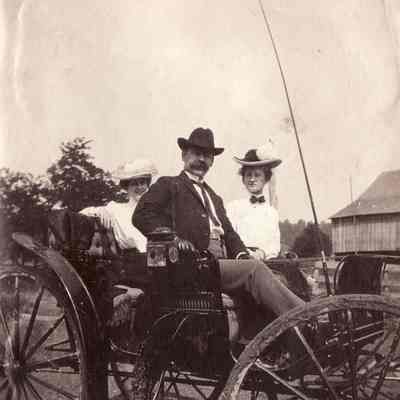 Waynesburg Album, Photo 44 - Hon. Joseph Warren Ray [1849-1928] and two young ladies