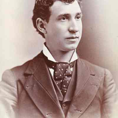 Pauley-Thompson Album, Photo 15 - Byron King