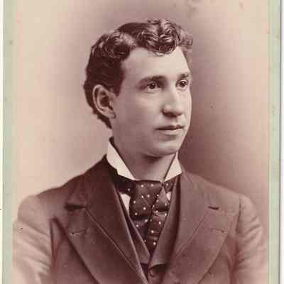 Pauley-Thompson Album, Photo 15 - Byron King: See WEB LINKS to DOWNLOAD high-resolution image.