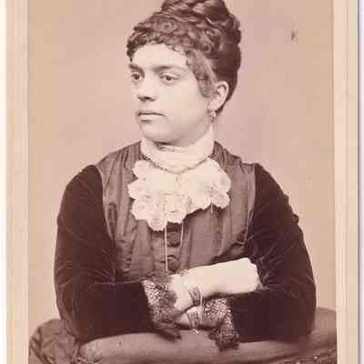 Pauley-Thompson Album, Photo 01 - Saloma J. (Jennings) Feather: See WEB LINKS to DOWNLOAD high-resolution image.