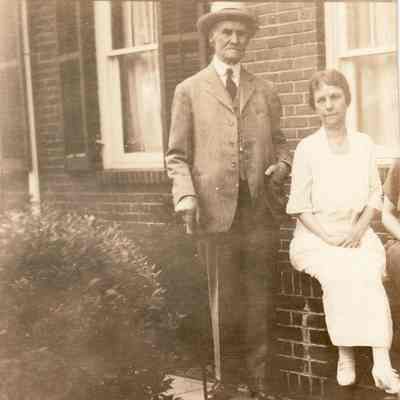Jacob Fitz Randolph Hewitt [1836-1924] and his daughter, Anna (Hewitt) Shipley [1865-1953]
