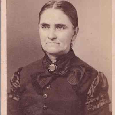 Eleanor (Morris) Linskea Album, Photo 11 - Hannah (Morris) Retzer [1830-1888]: See WEB LINKS to DOWNLOAD high-resolution image.