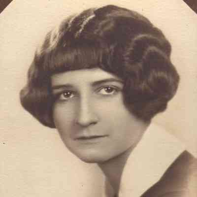 Helen Morris, Waynesburg High School, Class of 1925