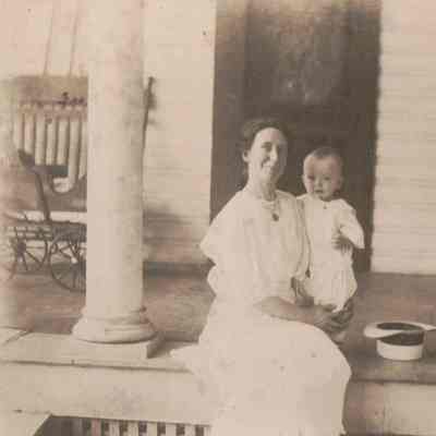 Velma (Meek) Carpenter [1885-1966] holding her son, Charles Leslie Carpenter [1915-1981]