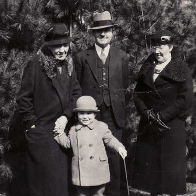 Ganiear family - 4 Generations