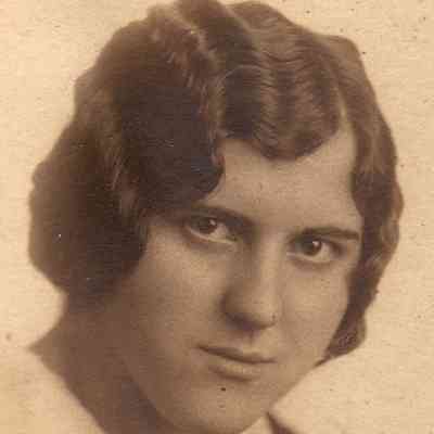 Bessie May, Waynesburg High School, Class of 1927