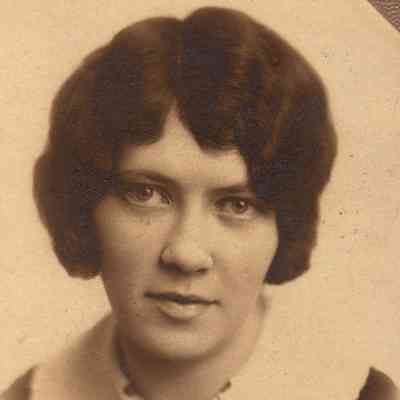 Helen Rhodes, Waynesburg High School, Class of 1928