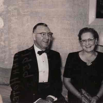 Emmett Foster Cary [1893-1980] and his wife, Dorothy Simpson (Minor) Cary [1894-1969]